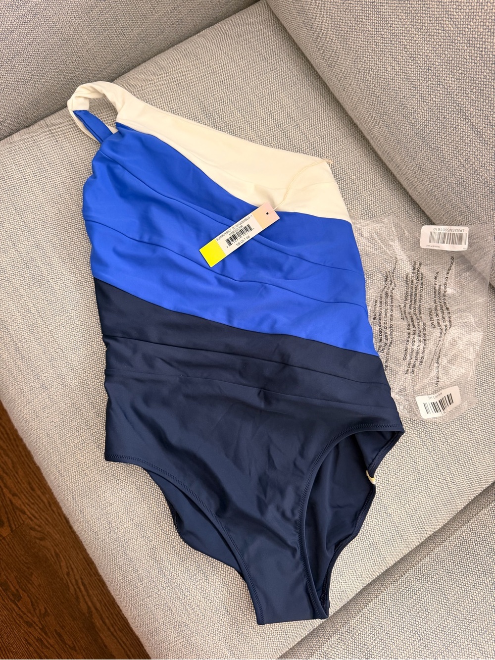 NWT Women’s Summersalt Colorblock One-Piece Swimsuit in Navy, Royal Blue & Cream